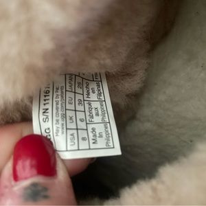 UGG Classic Ultra Mini in Driftwood size 8